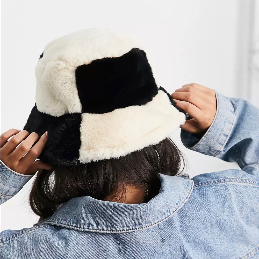 ASOS Color block bucket hat - Picture 2 of 4